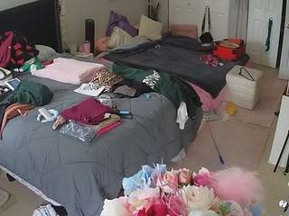 voyeurcam-house-charleys-room