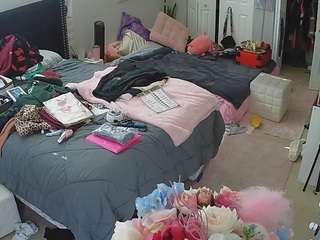 voyeurcam-house-charleys-room