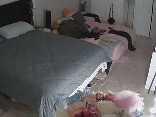 voyeurcam-house-charleys-room