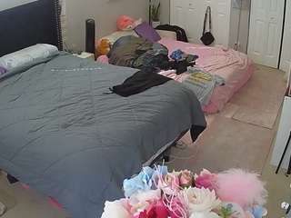 voyeurcam-house-... Live Webcam on CamSoda