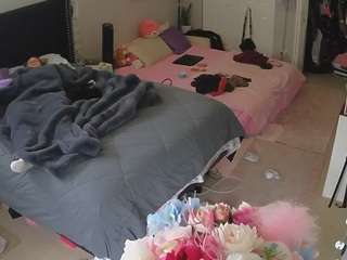 voyeurcam-house-charleys-room