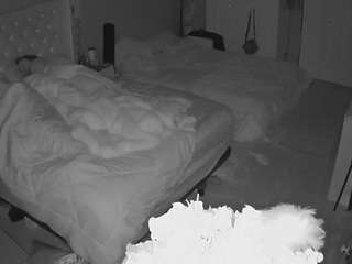 voyeurcam-house-charleys-room