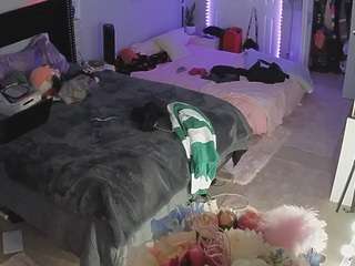 voyeurcam-house-charleys-room