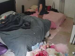 voyeurcam-house-charleys-room