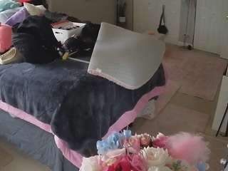 voyeurcam-house-charleys-room