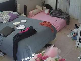 voyeurcam-house-... Live Webcam on CamSoda