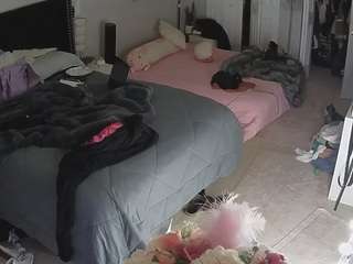 voyeurcam-house-charleys-room