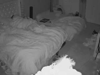 voyeurcam-house-charleys-room
