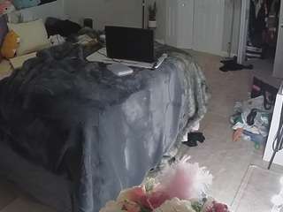 voyeurcam-house-charleys-room