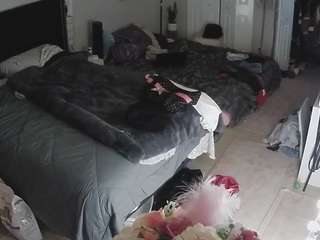 voyeurcam-house-charleys-room webcam
