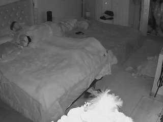 voyeurcam-house-charleys-room webcam