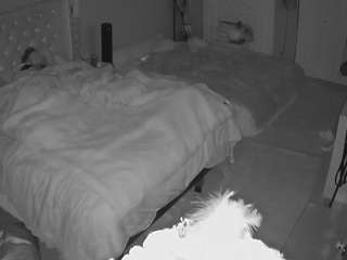 voyeurcam-house-charleys-room