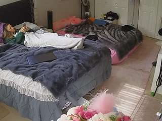 voyeurcam-house-charleys-room