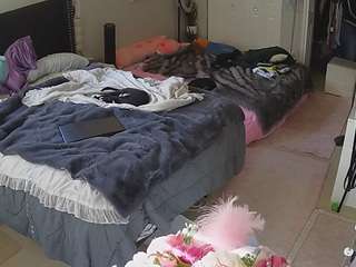 voyeurcam house charleys room