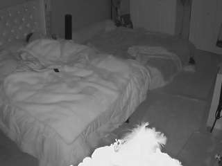 voyeurcam-house-charleys-room