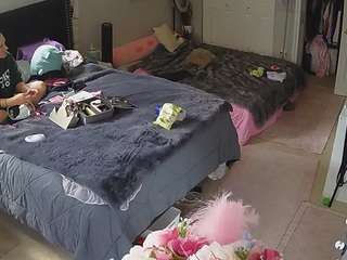 voyeurcam-house-charleys-room webcam
