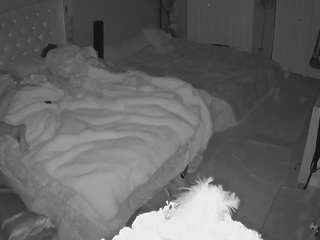 voyeurcam-house-charleys-room