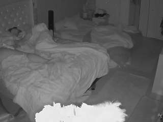 voyeurcam-house-charleys-room webcam