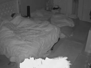 voyeurcam-house-charleys-room webcam