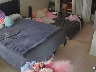 voyeurcam-house-charleys-room