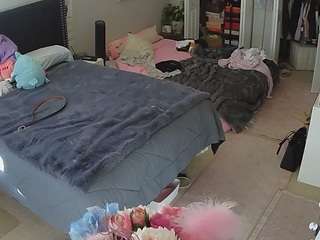 voyeurcam-house-charleys-room