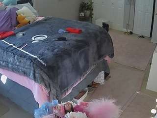 voyeurcam-house-charleys-room