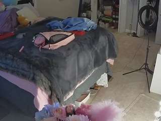 voyeurcam-house-charleys-room