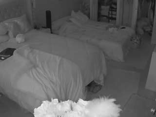 voyeurcam-house-charleys-room webcam