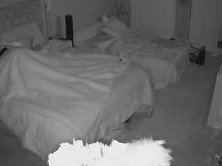 voyeurcam-house-charleys-room