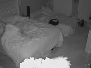 voyeurcam-house-charleys-room