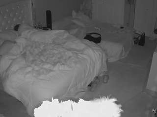 voyeurcam-house-charleys-room webcam