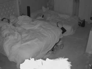 voyeurcam-house-charleys-room