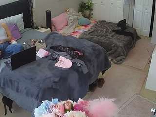 voyeurcam-house-charleys-room