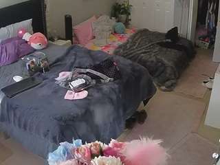 voyeurcam-house-charleys-room