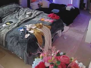 voyeurcam-house-charleys-room