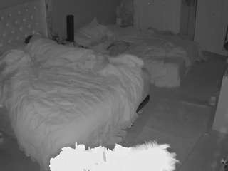 voyeurcam-house-charleys-room