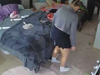 voyeurcam-house-charleys-room webcam