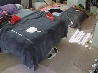 voyeurcam-house-charleys-room webcam