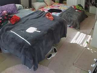 voyeurcam-house-charleys-room webcam
