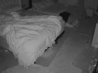 voyeurcam-house-charleys-room