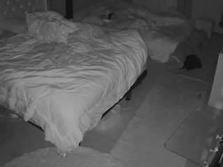 voyeurcam-house-charleys-room