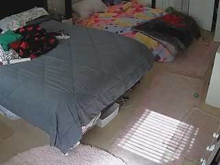 voyeurcam-house-charleys-room