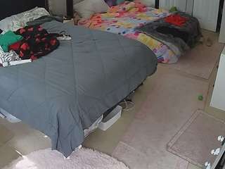 voyeurcam-house-charleys-room