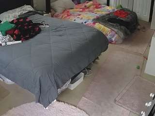 voyeurcam-house-charleys-room