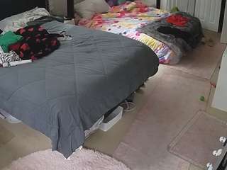 voyeurcam-house-charleys-room