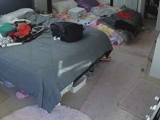 voyeurcam-house-charleys-room