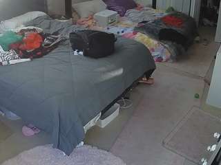 voyeurcam-house-charleys-room