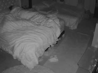 voyeurcam-house-charleys-room