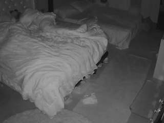 voyeurcam-house-charleys-room