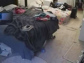 voyeurcam-house-charleys-room